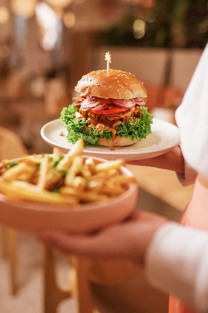 hamburger-service.jpg